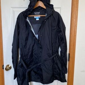 COLUMBIA OmniShield rain coat.